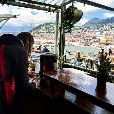 The Secret Garden Hostel Quito Exterior foto