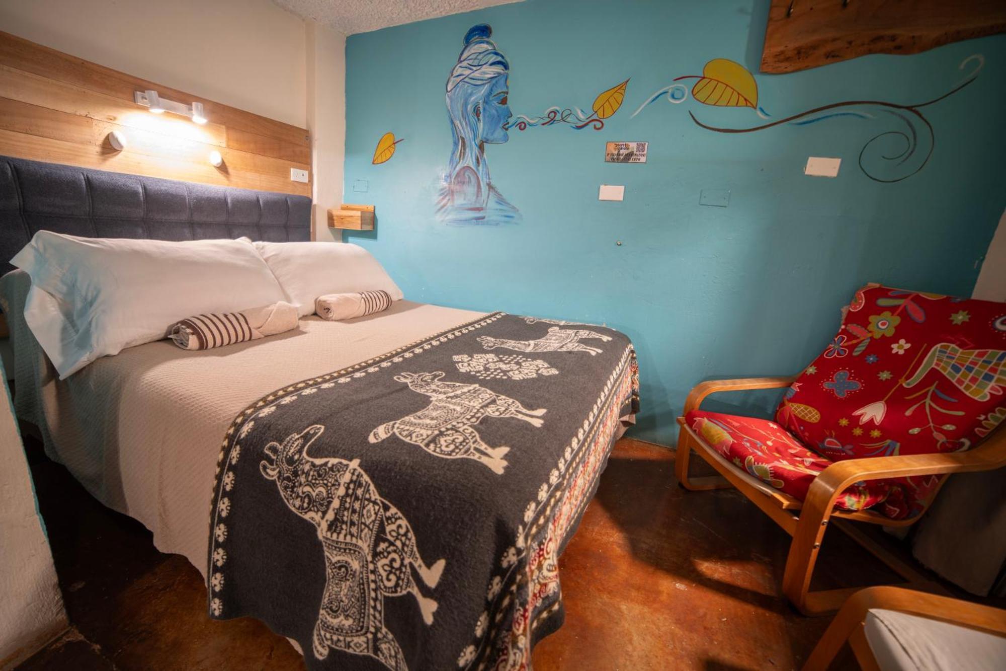 The Secret Garden Hostel Quito Exterior foto